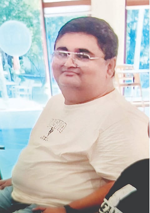 ಮನೋಜ್ ಆನಂದ್ 
