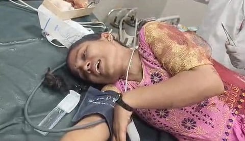 Haveri, Karjagi, Girl, Stabbing, 