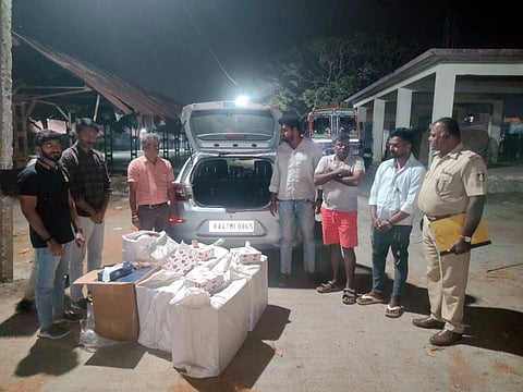 6.71 ಲಕ್ಷ ಮೌಲ್ಯದ ನಕಲಿ ಸಿಗರೇಟ್​ ವಶ Fake cigarettes
