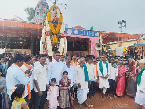 ಬೂದಿಹಾಳದಲ್ಲಿ ಶ್ರೀ ಕಲ್ಮೇಶ್ವರ ಹಾಗೂ ಮಲಪ್ರಭಾ ಮಹಾರಥೋತ್ಸವ ಅದ್ದೂರಿಯಾಗಿ ಜರುಗಿತು.