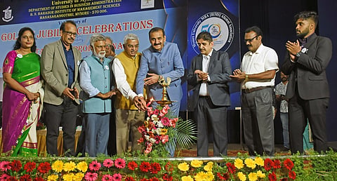 ಸುವರ್ಣ ಮಹೋತ್ಸವದ ಸಮಾರೋಪ ಕಾರ್ಯಕ್ರಮ