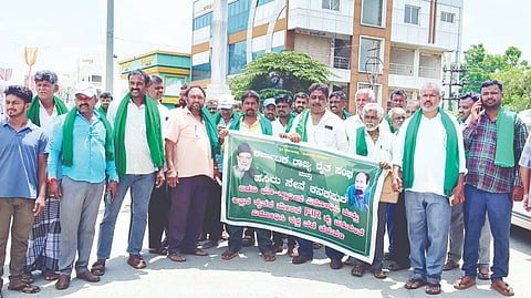 Drop the cases against the farmers.