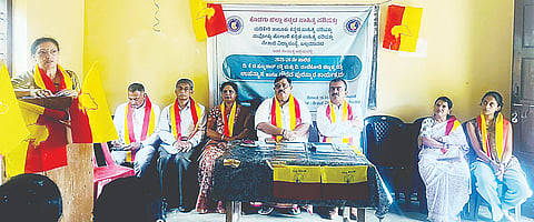 ಬಲ್ಲಮಾವಟಿ  ಗ್ರಾಮದ ನೇತಾಜಿ ವಿದ್ಯಾಸಂಸ್ಥೆಯಲ್ಲಿ ಕೊಡಗು ಜಿಲ್ಲಾ ಕನ್ನಡ ಸಾಹಿತ್ಯ ಪರಿಷತ್ತು, ಮಡಿಕೇರಿ ತಾಲೂಕು ಕನ್ನಡ ಸಾಹಿತ್ಯ ಪರಿಷತ್ತು ಹಾಗೂ ನಾಪೋಕ್ಲು ಹೋಬಳಿ ಕನ್ನಡ ಸಾಹಿತ್ಯ ಪರಿಷತ್ತು ವತಿಯಿಂದ ಸೋಮವಾರ ಆಯೋಜಿಸಲಾಗಿದ್ದ 2025-26ರ ಸಾಲಿನ ದಿ.ಕೆ.ಟಿ.ಸುಬ್ಬರಾವ್ ದತ್ತಿ ಹಾಗೂ ದಿ. ದಂಬೆಕೋಡಿ ಚಿಣ್ಣಪ್ಪ ದತ್ತಿ ಉಪನ್ಯಾಸ ಹಾಗೂ ಗೌರವ ಪುರಸ್ಕಾರ ಕಾರ್ಯಕ್ರಮದಲ್ಲಿ ಕೊಡಗಿನಲ್ಲಿ ಕನ್ನಡ ಸಾಹಿತ್ಯದ ಬೆಳವಣಿಗೆ ವಿಷಯದ ಕುರಿತು ದತ್ತಿ ಉಪನ್ಯಾಸ ಸಾಹಿತಿ ಸಿ.ಕೆ.ಕಾವೇರಿ ನೀಡಿದರು.