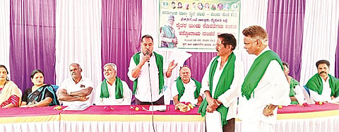ಎಚ್.ಡಿ.ಕೋಟೆಯ ತಾಲೂಕು ಆಡಳಿತ ಸೌಧದ ಆವರಣದಲ್ಲಿ ಆಯೋಜಿಸಿದ್ದ ಕಾರ್ಯಕ್ರಮದಲ್ಲಿ ವಿದ್ಯಾಸಾಗರ್ ಮಾತನಾಡಿದರು.
