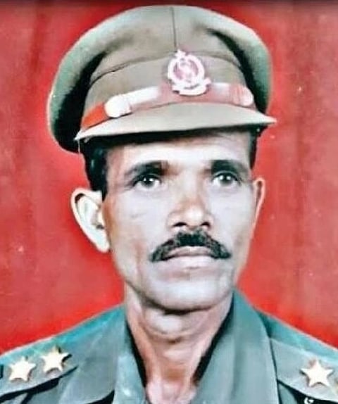 ನಿವೃತ್ತ ಸೈನಿಕ ಬಸ್ತ್ಯಾಂವ ಬೃಗಾಂಜಾ 