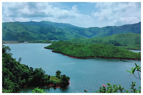 ಕುದುರೆಮುಖ ಡ್ಯಾಂ ಹಿನ್ನೀರು