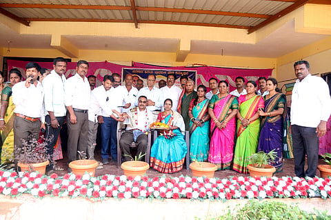 Haveri, Govt School, Teacher, Fecilitation, With Gold Ring, 