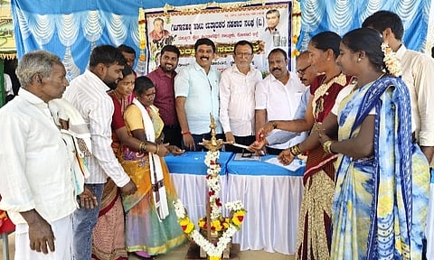 ರಾಸುಗಳಿಗೆ ಕಡ್ಡಾಯವಾಗಿ ವಿಮೆ ಮಾಡಿಸಿ cows