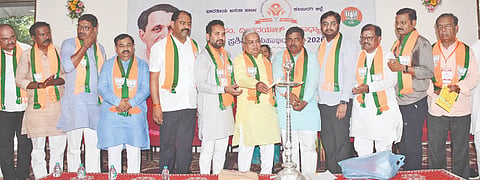 govind karjol slams government