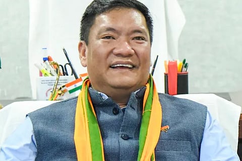  Pema Khandu 