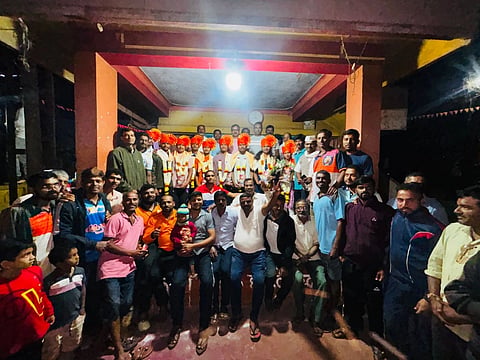 ಬೆಳಗಾವಿ ತಾಲೂಕಿನ ಕುದ್ರೆಮನಿ ಗ್ರಾಮದಲ್ಲಿ ಕೇಂದ್ರದ ವಿವಿಧ ಪಡೆಗಳಿಗೆ ಆಯ್ಕೆಯಾದ ಓಂಕಾರ ಗುರವ, ಜಯ ಪಾಟೀಲ, ರಾಜು ಪಾಟೀಲ, ವಿಜಯ ಪಾಟೀಲ, ಭರಮು ಗುರವ, ರಾಕೇಶ ಪನ್ಹಾಳಕರ, ಸಾಹಿಲ್ ಪಾಟೀಲ, ಸಂಜೀವಿನಿ ಪಾಟೀಲ, ದೀಕ್ಷಾ ದಾಮಣೆಕರರನ್ನು ಗ್ರಾಮಸ್ಥರ ಪರವಾಗಿ ಸನ್ಮಾನಿಸಲಾಯಿತು.