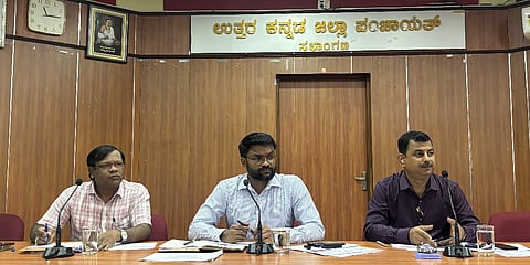 ಜಿಪಂ ಸಿಇಒ ಡಾ.ದಿಲೀಶ್‌ ಶಶಿ ಅವರು ಸಭೆ ನಡೆಸಿದರು. 