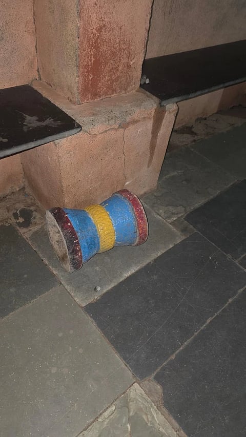 ಚಿಕ್ಕಬೂದನೂರನಲ್ಲಿ ಗೆಳೆಯನ ಹತ್ಯೆಗೆ ಬಳಿಸಿದ ಅಂಗಾರದ ಕಲ್ಲು. 