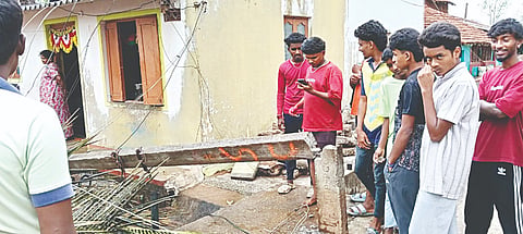 ಮಾ.25ರಂದು ಬೆಂಗಳೂರಿನಲ್ಲಿ ಹಮ್ಮಿಕೊಂಡಿರುವ ಬೃಹತ್ ಪ್ರೆತಿಭಟನೆಯಲ್ಲಿ ತಾಲೂಕಿನ ಬಲಗೈ ಸಮಾಜದ ಬಂಧುಗಳು ಹೆಚ್ಚಿನ ಸಂಖ್ಯೆಯಲ್ಲಿ ಭಾಗವಹಿಸಬೇಕೆಂದು ಡಿ.ದೇವರಾಜ ಅರಸು ಅಭಿಮಾನಿಗಳ ಬಳಗದ ಅಧ್ಯಕ್ಷ ಬಿಳಿಕೆರೆ ರಾಜು ಮನವಿ ಮಾಡಿದರು. 