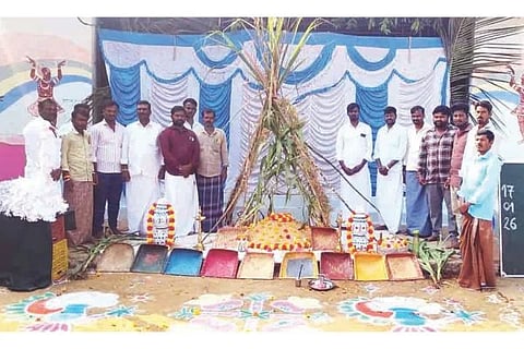 ಕಲಕೇರಿ ಗ್ರಾಮದಲ್ಲಿ ಮಕರ ಸಂಕ್ರಾಂತಿ ನಿಮಿತ್ತ ಮಕ್ಕಳ ಸುಗ್ಗಿ ಹಬ್ಬ ನಡೆಯಿತು. ಎಸ್‌ಡಿಎಂಸಿ ಅಧ್ಯಕ್ಷ ದೊಡ್ಡ ಬಸವರಾಜ, ಉಪಾಧ್ಯಕ್ಷ ಯಮನೂರಪ್ಪ, ಸದಸ್ಯರಾದ ನಾಗರಾಜ ಗ್ಯಾನಪ್ಪನವರ, ಸಣ್ಣನಾಗಪ್ಪ, ದೇವಪ್ಪ, ಭುವನೇಶ, ಬಸವರಾಜ, ನಾಗರಾಜ, ಹನುಮೇಶ ಇತರರಿದ್ದರು.