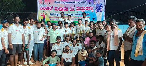 ಮಲ್ಲಾಂಡಹಳ್ಳಿಯ ತಂಡ ಪ್ರಥಮ Mallandahalli
