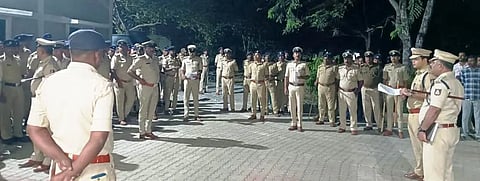 ರೌಡಿ ಶೀಟರ್​ಗಳಿಗೆ ಬಿಸಿ ಮುಟ್ಟಿಸಿದ ಪೊಲೀಸರು Police crack