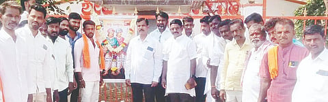 ಎಪಿಎಂಸಿ ಮಾಜಿ ಸದಸ್ಯ ಶಿವರಾಜ ನಾಯಕ ವಕೀಲ, ಜಿ.ನರಸಿಂಹ ನಾಯಕ, ಆಂಜನೇಯ ನಾಯಕ, ದೇವರಾಜ ಚಿಕ್ಕಕೊಟ್ನೆಕಲ್ 