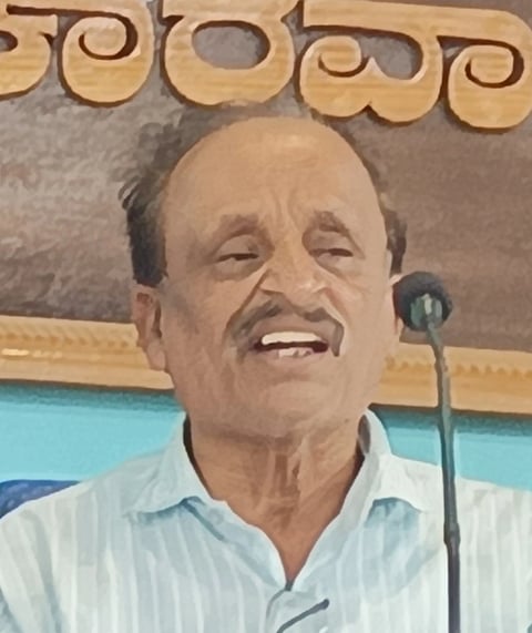 ಅಕ್ರಂ ಖಾನ್‌ 