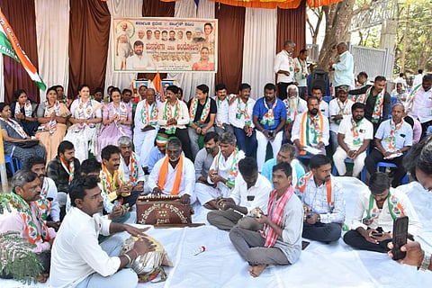 ಕಾಂಗ್ರೆಸ್ ವತಿಯಿಂದ `ಮನರೇಗಾ ಉಳಿಸಿ' ಆಂದೋಲನ