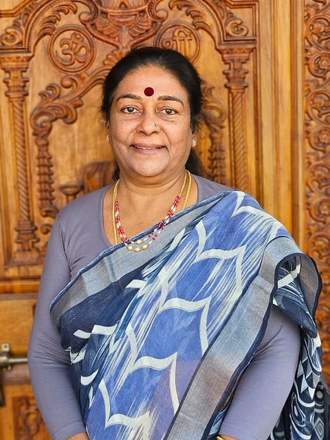 ವಿಶ್ವೇಶ್ವರಿ ಹಿರೇಮಠ