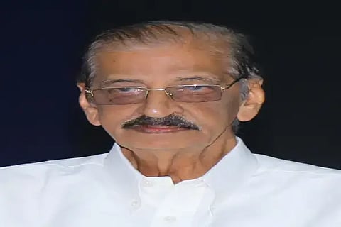 ಕರ್ನಾಟಕ ಸಂಘದ ಅಧ್ಯಕ್ಷ ಪ್ರೊ.ಶಂಕರನಾರಾಯಣ ಶಾಸ್ತ್ರಿ, 