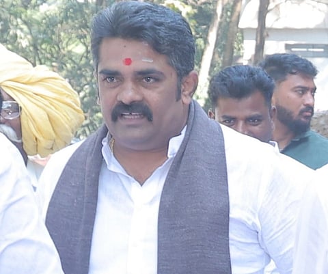 ಮುರುೇಂದ್ರಗೌಡ ಪಾಟೀಲ
