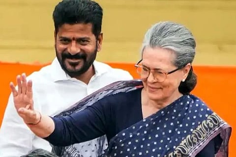 ಸಿಎಂ ರೇವಂತ್ ರೆಡ್ಡಿ ಮತ್ತು ಸೋನಿಯಾ ಗಾಂಧಿ 