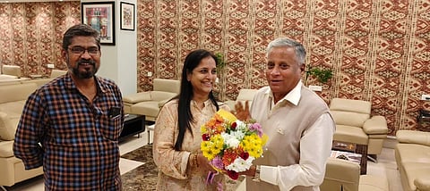 ಕೇಂದ್ರ ಸಚಿವ ವಿ.ಸೋಮಣ್ಣ ಅವರು ಮಡಗಾಂವಕ್ಕೆ ಬಂದು ಇಳಿದರು.