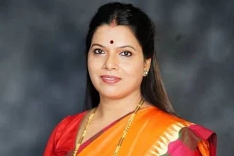 ಬಿಜೆಪಿ ಕಾರ್ಪೋರೇಟರ್ ರಿತು ತಾವ್ಡೆ