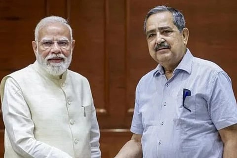 ಪ್ರಧಾನಿ ಮೋದಿ ಮತ್ತು ಅಶೋಕ್ ಕುಮಾರ್ ಲಹರಿ 