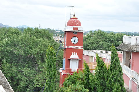 ತುಮಕೂರು ಜಿಲ್ಲಾಧಿಕಾರಿ ಕಚೇರಿ