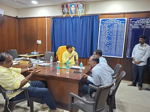 haveri-cmc-mla-visit, Meeting, 