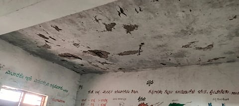 ಡಿ.ನಾಗೇನಹಳ್ಳಿ ಸರ್ಕಾರಿ ಶಾಲೆ ದುಸ್ಥಿತಿ