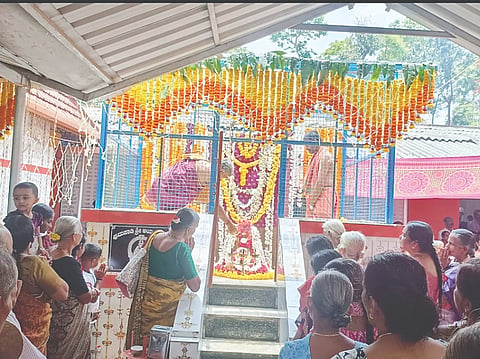ಶ್ರೀ ಪುದುಪಾಡಿ ಅಯ್ಯಪ್ಪ ಸ್ವಾಮಿ ದೇವಸ್ಥಾನದ ಪ್ರತಿಷ್ಠಾ ವರ್ಧಂತಿ ಮಹೋತ್ಸವದ ವಿಶೇಷ ಪೂಜೆ. 