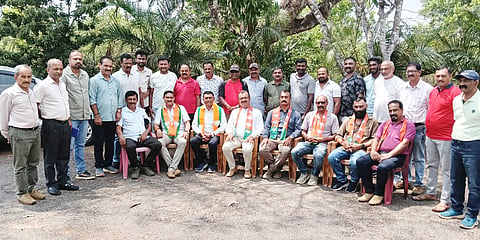 ನಾಪೋಕ್ಲು ಮಹಾ ಶಕ್ತಿ ಕೇಂದ್ರದ ಪದಾಧಿಕಾರಿಗಳ ಅಯ್ಕೆ ಸಭೆಯು ಉಸ್ತುವಾರಿಗಳಾದ ಮಡಿಕೇರಿ ನಗರ ಪ್ರಧಾನ ಕಾರ್ಯದರ್ಶಿ ಗಳಾದ ಬಿ.ಕೆ.ಜಗದೀಶ್ ಅವರ ನೇತೃತ್ವದಲ್ಲಿ ನಡೆಯಿತು.