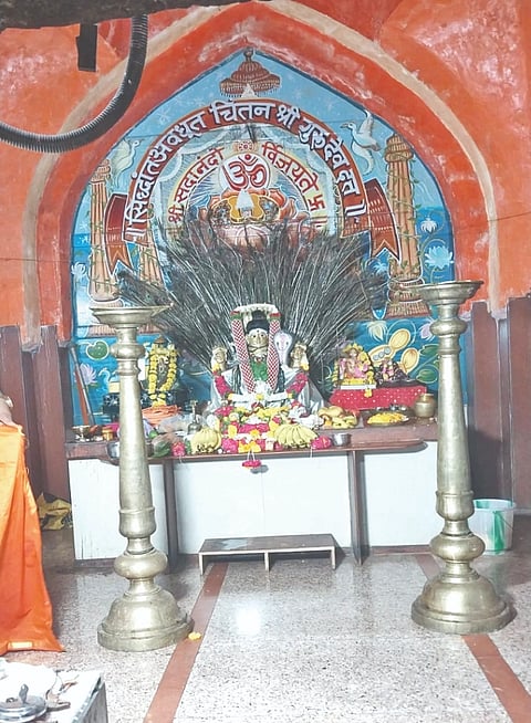  ಬಸವಕಲ್ಯಾಣದ ಶ್ರೀ ಸದ್ಗುರು ಸದಾನಂದ ಸ್ವಾಮಿ ಮಠದಲ್ಲಿ ವೈಶಾಖಿ ಮಹೋತ್ಸವ ನಿಮಿತ್ತ ಮಂಗಳವಾರ ವಿಶೇಷ ಪೂಜೆ ಜರುಗಿತು.