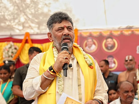 ಕೊಳ್ಳೇಗಾಲ ತಾಲೂಕಿನ ಶಿವನಸಮುದ್ರದ ರಂಗನಾಯಕಿ ಸಮೇತ ಜಗನ್ಮೋಹನ ರಂಗನಾಥಸ್ವಾಮಿ ದೇವಾಲಯದ ಲೋಕಾರ್ಪಣೆ ಸಮಾರಂಭದಲ್ಲಿ ಡಿಸಿಎಂ ಡಿ.ಕೆ.ಶಿವಕುಮಾರ್ ಮಾತನಾಡಿದರು.