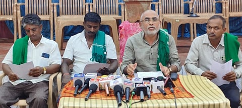 ಬೆಳಗಾವಿಯಲ್ಲಿ ಗುರುವಾರ ಸಿದಗೌಡ ಮೋದಗಿ ಸುದ್ದಿಗೋಷ್ಠಿಯಲ್ಲಿ ಮಾತನಾಡಿದರು. 