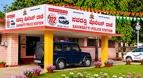 ಸವದತ್ತಿ ಪೊಲೀಸ್ ಠಾಣೆ.