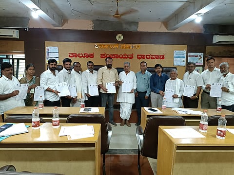 ಧಾರವಾಡ ತಾಲೂಕು ಗ್ಯಾರಂಟಿ ಯೋಜನೆಗಳ ಅನುಷ್ಠಾನ ಸಮಿತಿ ಸಭೆ ನಗರದ ತಾಲೂಕು ಪಂಚಾಯಿತಿ ಸಭಾಭವನದಲ್ಲಿ ಸಮಿತಿಯ ಅಧ್ಯಕ್ಷ ಅರವಿಂದ ಏಗನಗೌಡರ ಅಧ್ಯಕ್ಷತೆಯಲ್ಲಿ ಜರುಗಿತು.