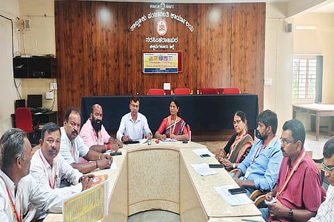 ಎನ್.ಆರ್.ಪುರದಲ್ಲಿ ಚಂದ್ರಮ್ಮ ಅಧ್ಯಕ್ಷತೆಯಲ್ಲಿ ತಾಲೂಕು ಮಟ್ಟದ ಗ್ಯಾರಂಟಿ ಯೋಜನೆಗಳ ಅನುಷ್ಠಾನ ಸಮಿತಿ ಸಭೆ ನಡೆಯಿತು.  
