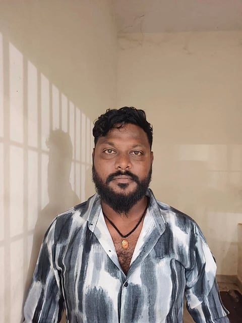  ಯುವರಾಜ ಕೊರವರ, ಆರೋಪಿ