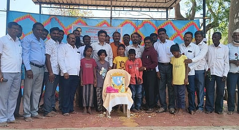  ಬೆಳಗಾವಿ ತಾಲೂಕಿನ ಬೆನ್ನಾಳಿಯಲ್ಲಿ ಏರ್ಪಡಿಸಿದ್ದ ಕಾರ್ಯಕ್ರಮದಲ್ಲಿ ಯಲ್ಲಪ್ಪ ಹಿಮ್ಮಡಿ, ರಾಮು ಗಾಣಿಗೇರ, ಮಾರುತಿ ಅಕ್ಕೆನ್ನವರ, ಶಿವಾನಂದ ಹುಲ್ಲೆನ್ನವರ, ಲಕ್ಷ್ಮಣ ಅಕ್ಕೆನ್ನವರ ಇತರರು ಪಾಲ್ಗೊಂಡಿದ್ದರು. 
