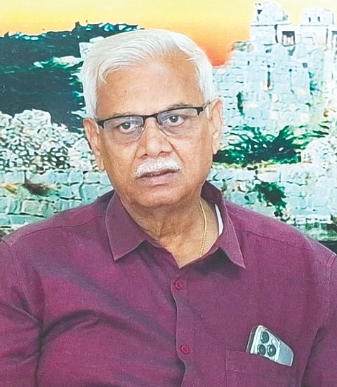  ಡಾ.ಗುರುರಾಜ ದೇಶಪಾಂಡೆ