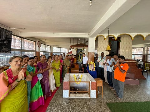 ಪೊನ್ನಂಪೇಟೆಯ ಬಸವೇಶ್ವರ ದೇವಸ್ಥಾನದಲ್ಲಿ ವಿಶೇಷ ಪೂಜೆ ನೆರವೇರಿತು. ದಯಾ ಚಂಗಪ್ಪ, ಸುರೇಶ್, ಮಂಜುನಾಥ್, ರುದ್ರಪ್ಪ, ಕರ್ಣ, ದಿನೇಶ್ ಇತರರಿದ್ದರು.