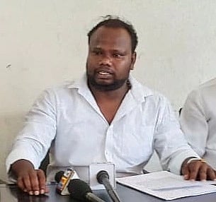 ಡಿಂಗ್ರಿ ನರೇಶ