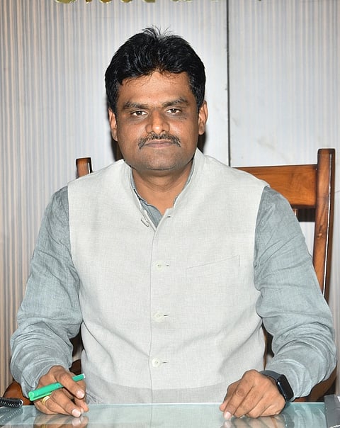 Dr. Eshwar Ullagaddi