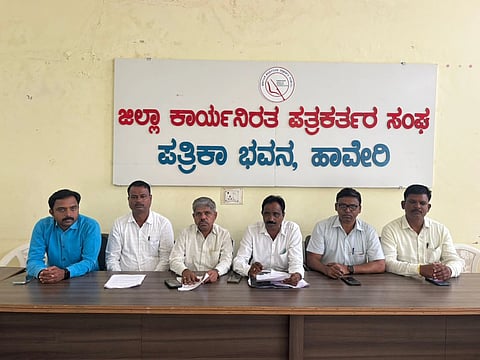 Haveri, Lecturers Opposed, Pu Colleges, Merg With, High Schools, 