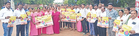  ಚಿಂಚೋಳಿ ತಾಲೂಕಿನ ಕುಂಚಾವರಂನಲ್ಲಿ ಪೋಲಿಯೋ ಜಾಥಾ ನಡೆಯಿತು. ಡಾ.ಈಶ್ವರಾಜ, ಉಮೇಶ, ಜೈಕಾರ, ರಮೇಶ, ವಿಜಯಕುಮಾರ, ಸಂದೀಪ, ಮೋಗಲಪ್ಪ, ಶಾಂತಬಾಯಿ ಇತರರಿದ್ದರು.